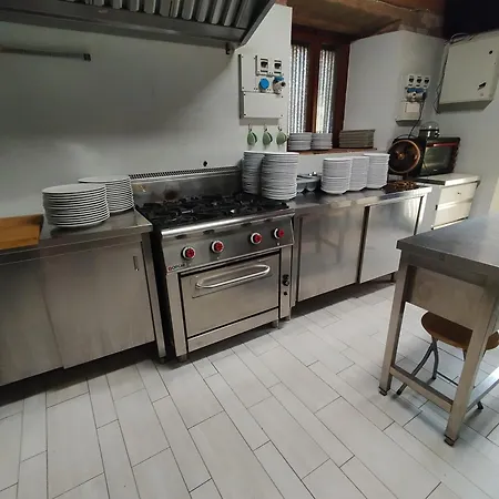 Umbrian Retreat With Private Pool And Garden Farma